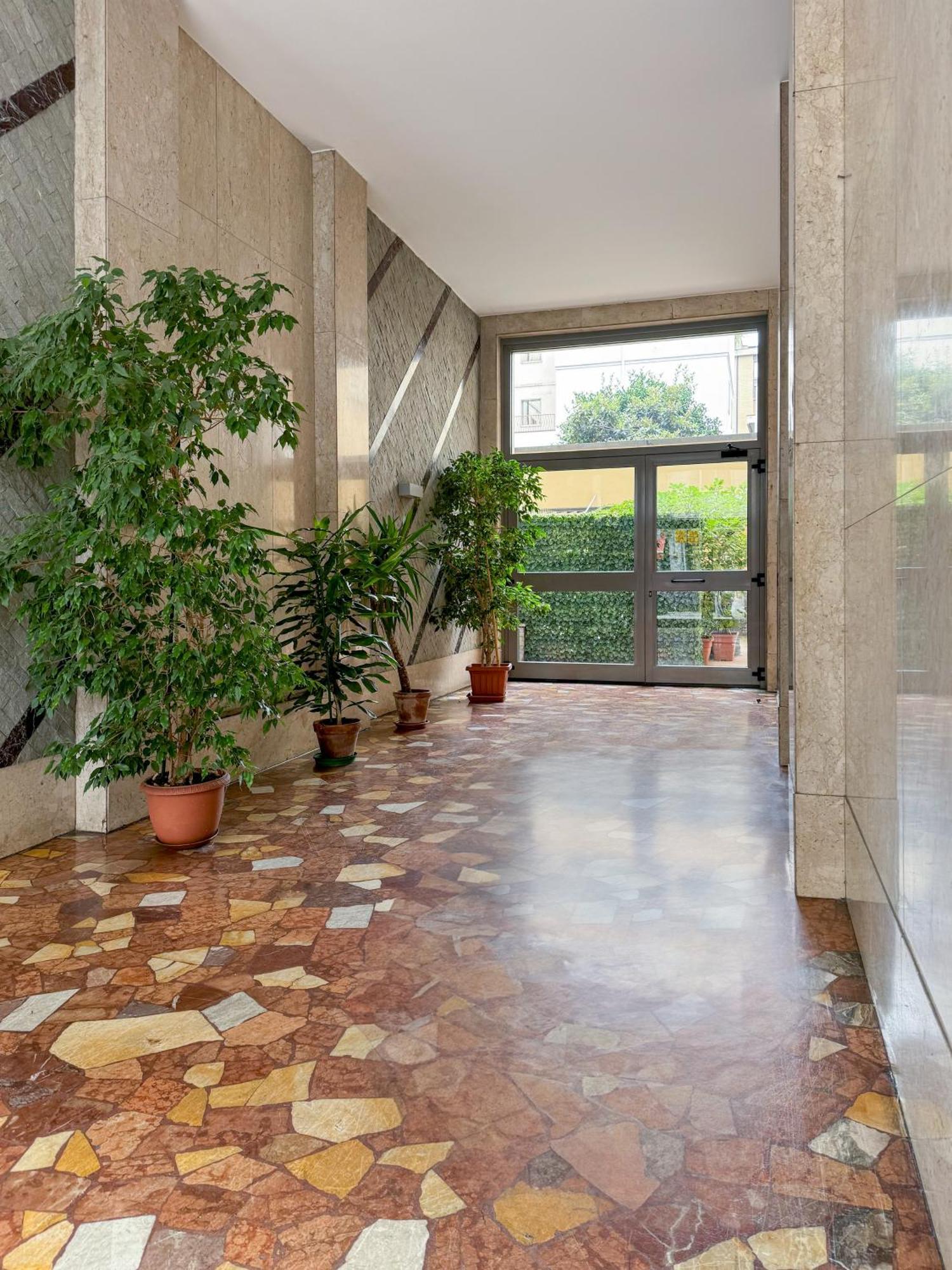 Klimt Central Station - Two Room Apartment Milano Eksteriør bilde