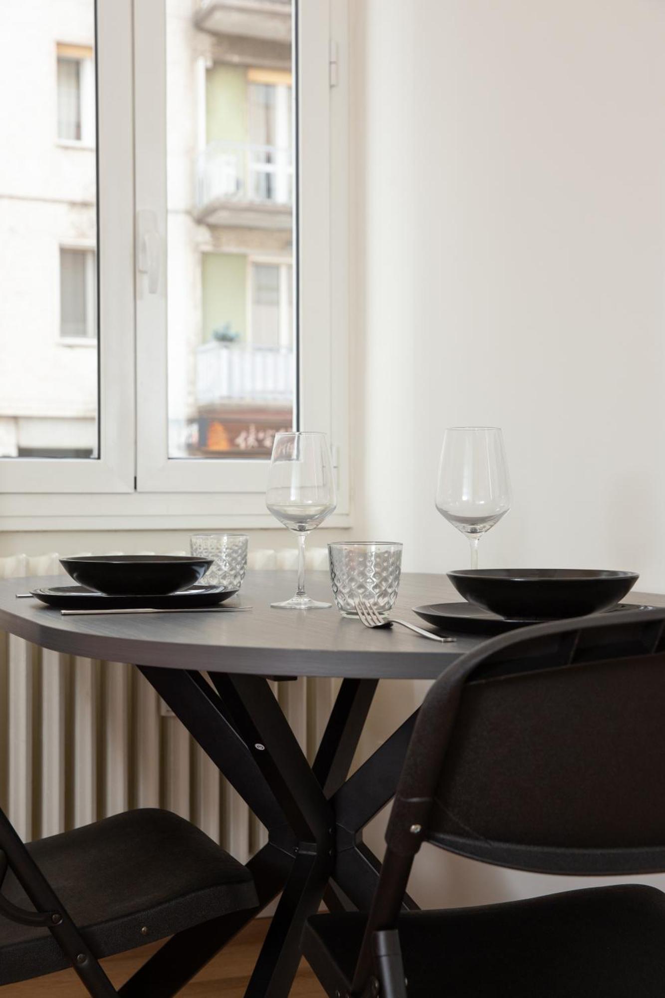 Klimt Central Station - Two Room Apartment Milano Eksteriør bilde