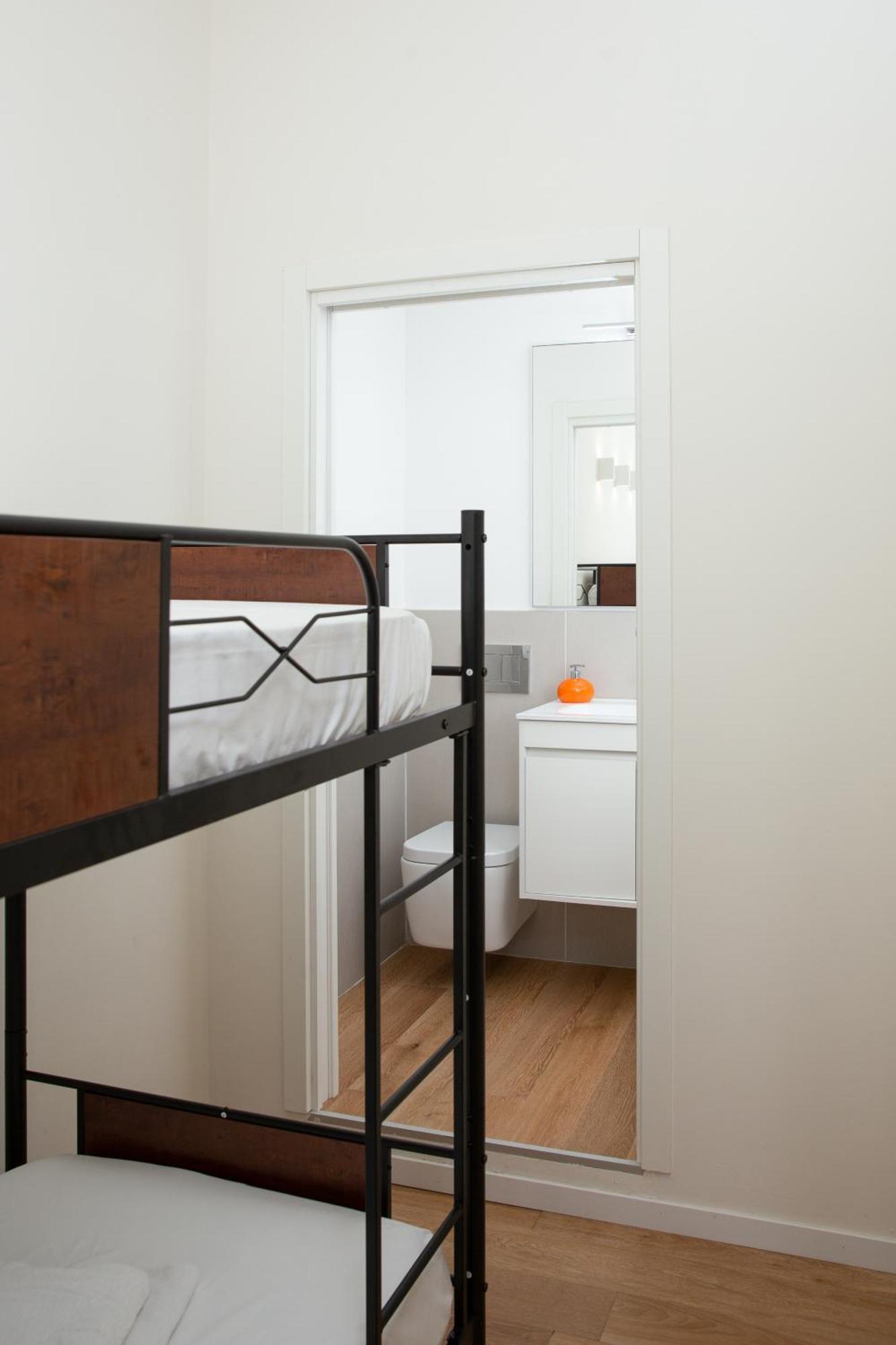 Klimt Central Station - Two Room Apartment Milano Eksteriør bilde